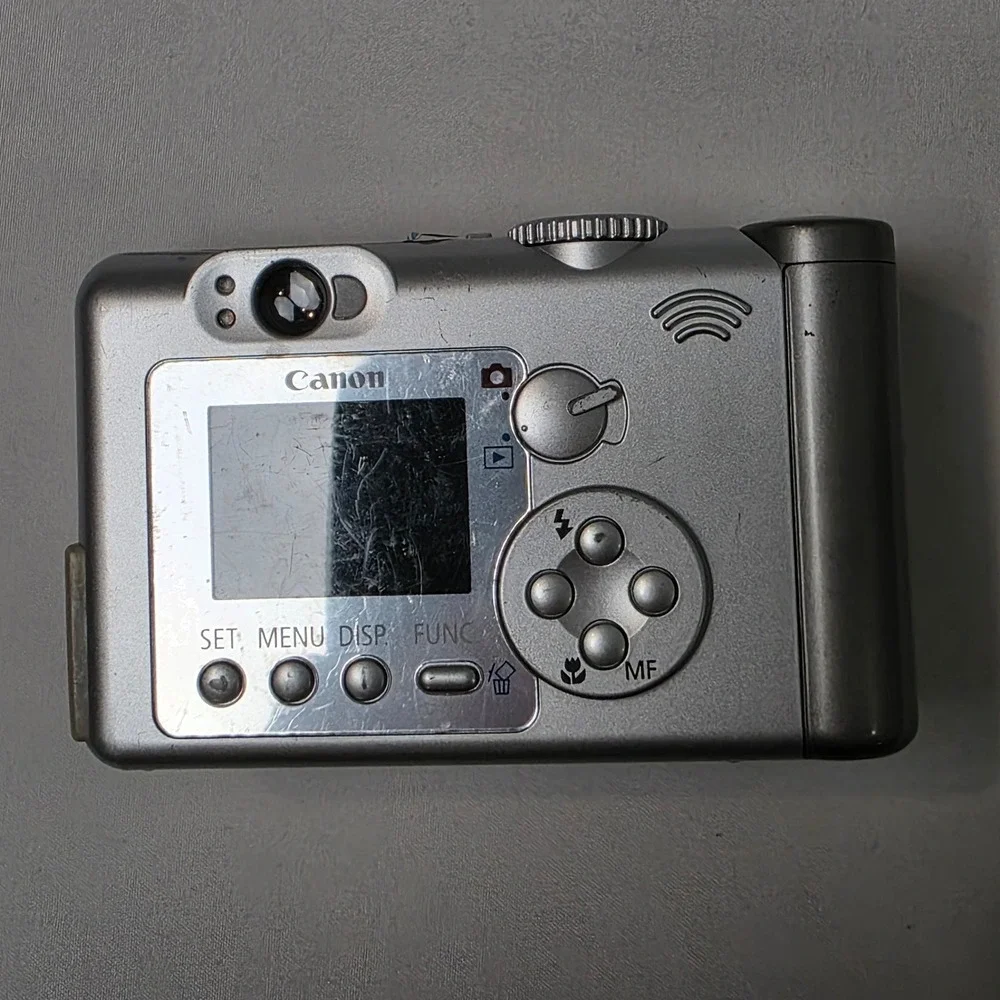 Canon PowerShot A70 Digital‎ Camera 3.2MP 3x Optical Zoom Vintage Y2K PARTS ONLY